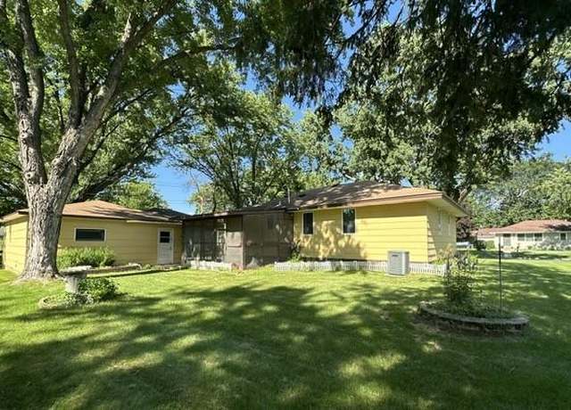 Property at 6801 Toledo Ave N, Brooklyn Center, MN 55429, 3 beds, 2 baths