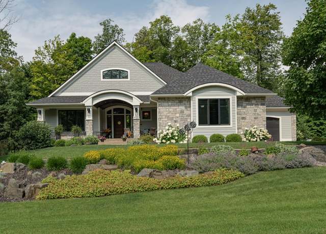 Property at 4122 Galesville Ln SW, Rochester Twp, MN 55902, 4 beds, 3 baths