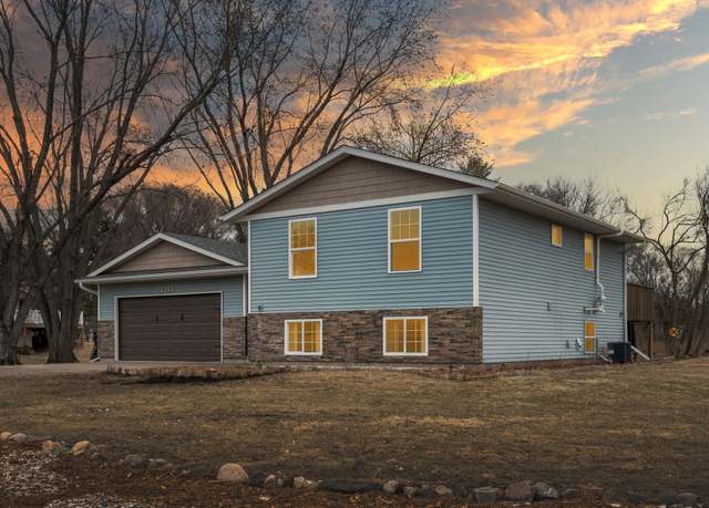 Property at 14299 88th St NE, Otsego, MN 55330, 4 beds, 2 baths