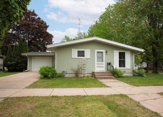 Property at 1402 Knapp St, Menomonie, WI 54751, 3 beds, 2 baths