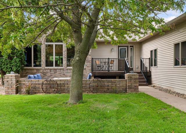 Property at 852 190th St, Hammond, WI 54015, 5 beds, 3 baths