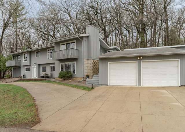 Property at 1509 Woodland Dr SW, Rochester, MN 55902, 4 beds, 3 baths