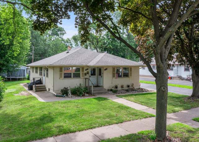 Property at 1668 Dieter St, Saint Paul, MN 55106, 5 beds, 3 baths