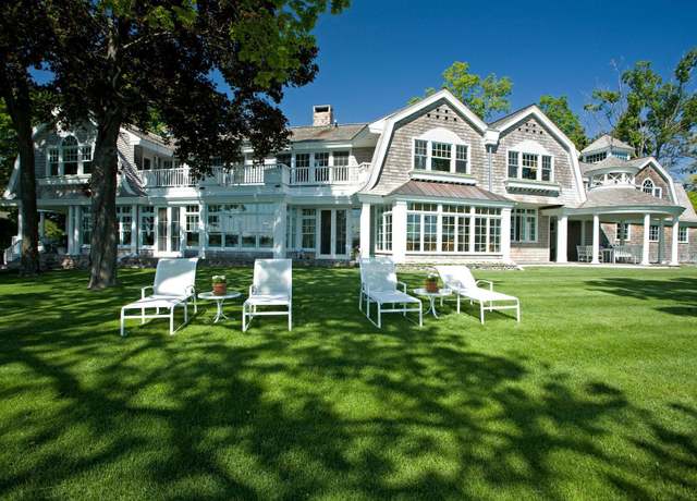 Property at 1655 Bohns Point Rd, Orono, MN 55391, 4 beds, 6 baths