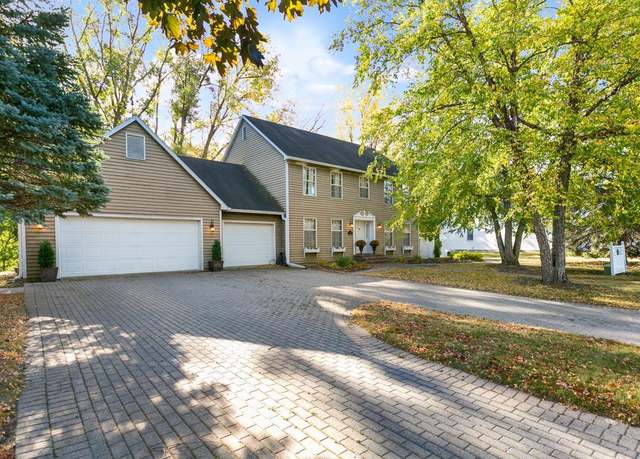 Property at 1601 Whipple Way, Faribault, MN 55021, 4 beds, 4 baths