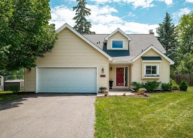 Property at 16391 Adret Ct, Eden Prairie, MN 55346, 4 beds, 2 baths