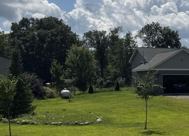 Property at 7320 289th Ln NW, Spencer Brook Twp, MN 55371, 3 beds, 1 bath