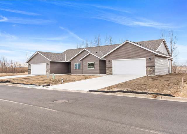 Property at 1231 21st St SW, Faribault, MN 55021, 2 beds, 2 baths
