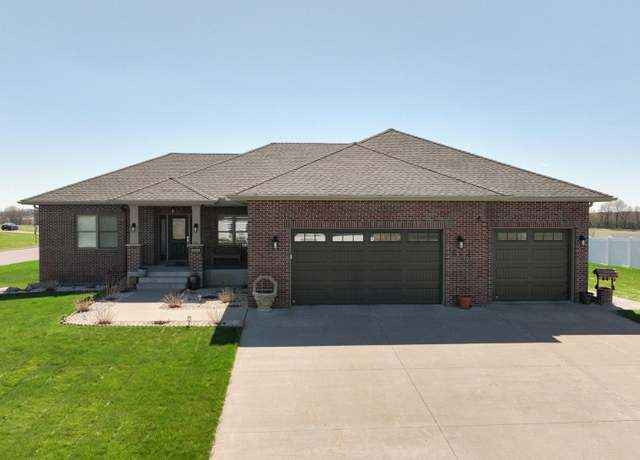 Property at 51025 Ridge View Rd, Osseo, WI 54758, 5 beds, 4 baths