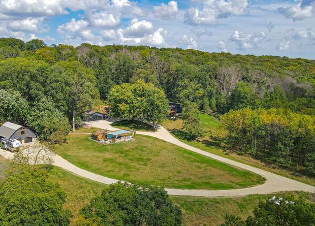Property at 1700 37th Ave SE, Rochester, MN 55904, 4 beds, 3 baths