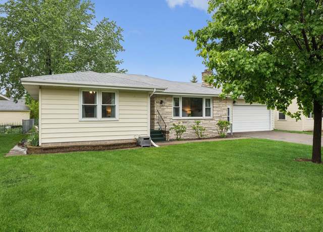 Property at 621 Irving Ave NW, Elk River, MN 55330, 3 beds, 2 baths