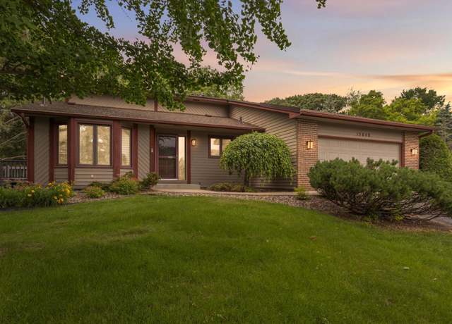 Property at 15048 Portland Ave, Burnsville, MN 55306, 5 beds, 3 baths