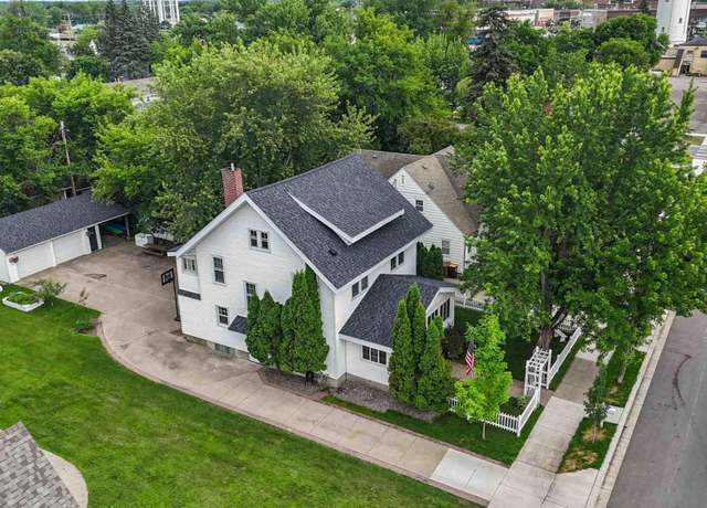 Property at 316 N 6th St, Brainerd, MN 56401, 4 beds, 2 baths