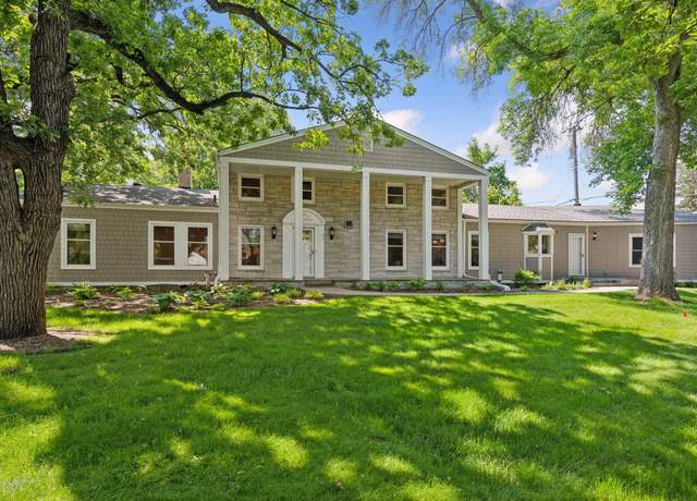 Property at 8621 W 29th St, Saint Louis Park, MN 55426, 4 beds, 3 baths