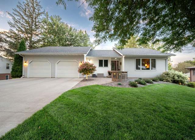 Property at 791 Highland Rd, Windom, MN 56101, 3 beds, 2 baths