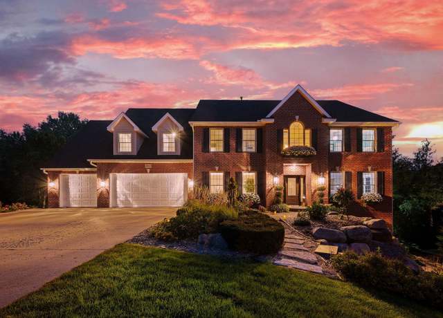 Property at 2012 Pine Ridge Dr, West Saint Paul, MN 55118, 5 beds, 5 baths