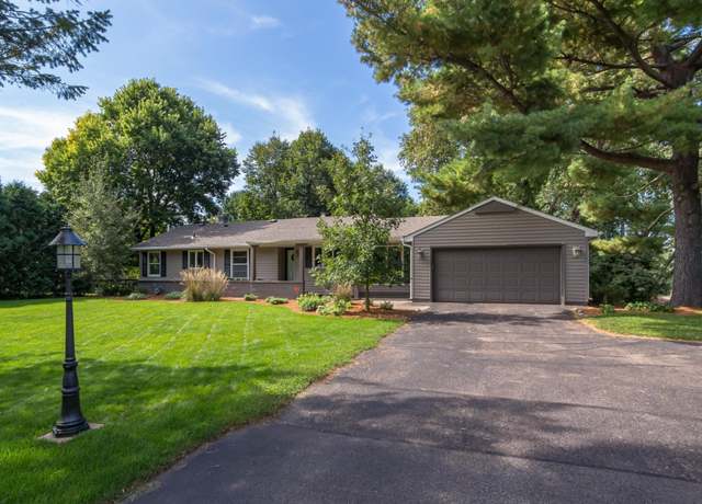 Property at 1671 Victoria Rd S, Mendota Heights, MN 55118, 3 beds, 2 baths