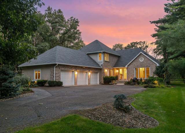 Property at 13899 17th St N, West Lakeland Twp, MN 55082, 5 beds, 6 baths