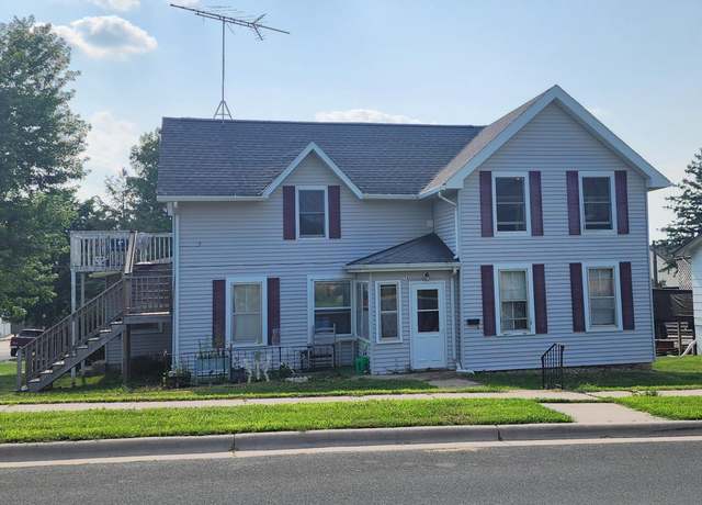 Property at 576 East Ave, Zumbrota, MN 55992, 4 beds, 3 baths