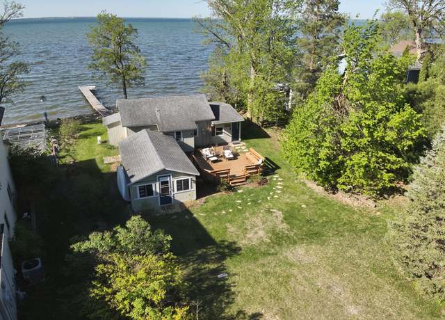 Property at 42536 Pleasure Park Rd, Ottertail, MN 56571, 2 beds, 1 bath
