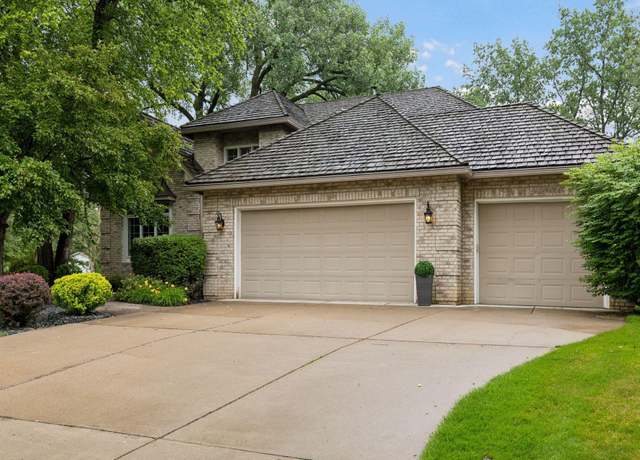 Property at 720 Olive Ln N, Plymouth, MN 55447, 4 beds, 4 baths