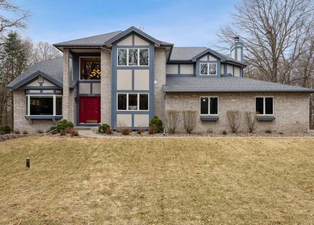 Property at 900 38th Ave SE, Saint Cloud, MN 56304, 4 beds, 3 baths