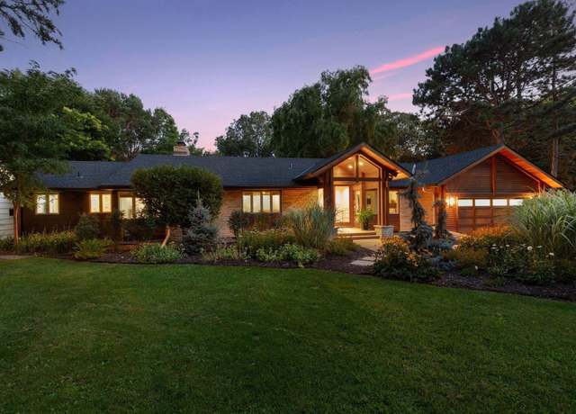 Property at 2018 Lower Saint Dennis Rd, Saint Paul, MN 55116, 4 beds, 4 baths