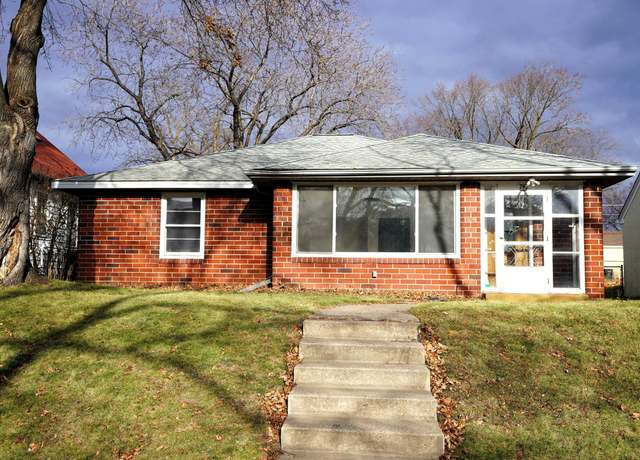 Property at 747 Nebraska Ave E, Saint Paul, MN 55106, 3 beds, 1 bath