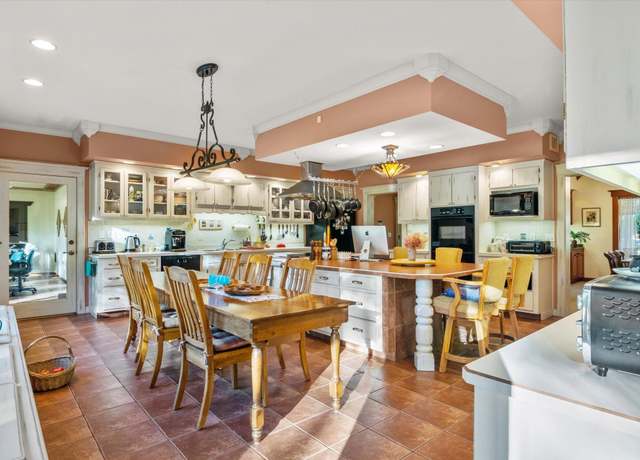 Property at 4151 Rice St, Shoreview, MN 55126, 4 beds, 7 baths
