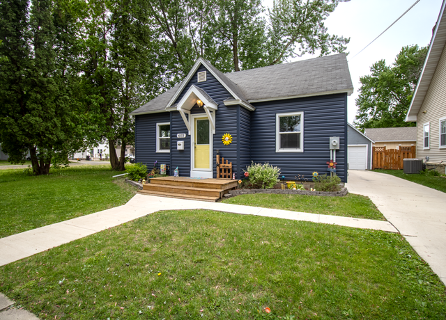 Property at 603 8th St NW, Austin, MN 55912, 3 beds, 2 baths