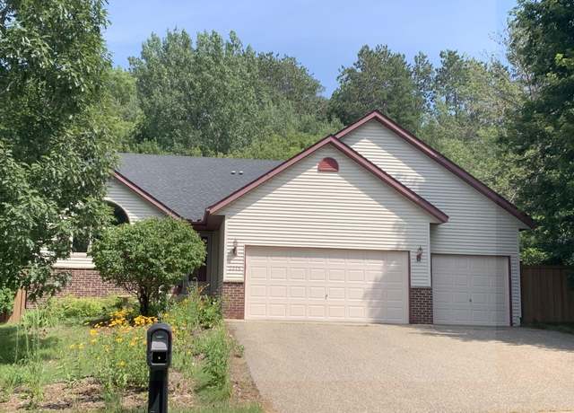 Property at 2315 Valley Dr, Northfield, MN 55057, 4 beds, 2 baths