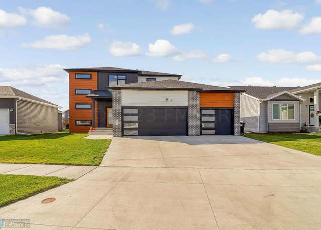 Property at 3617 49 St S, Fargo, ND 58104, 4 beds, 4 baths