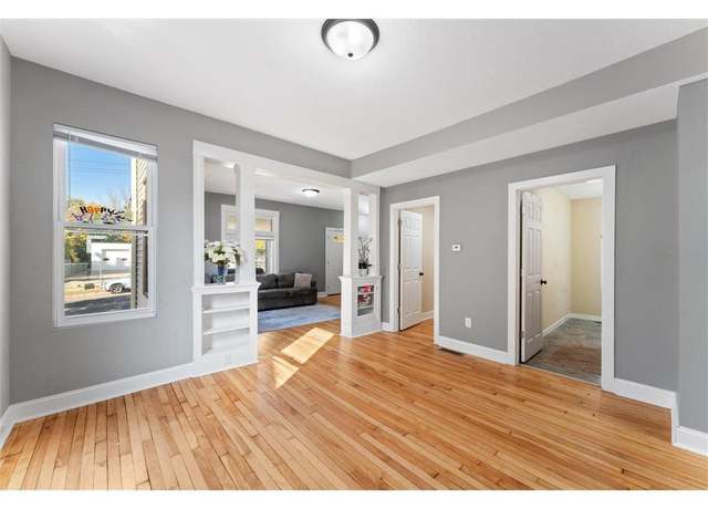 Property at 956 Western Ave N, Saint Paul, MN 55117, 4 beds, 2 baths