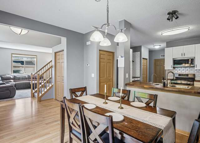Property at 650 Kingfisher Ln Unit L, Woodbury, MN 55125, 3 beds, 2 baths