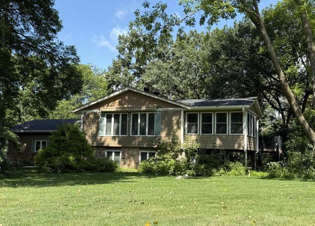 Property at 17500 Jonquil Ave, Lakeville, MN 55044, 3 beds, 2 baths
