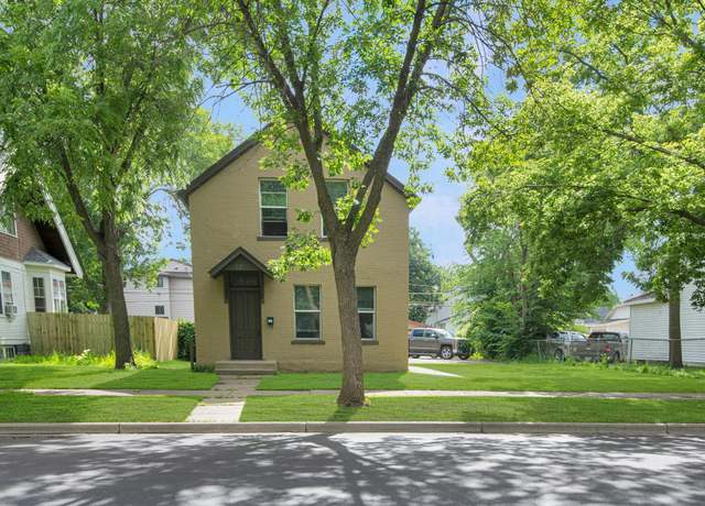 Property at 620 8th Ave S, Saint Cloud, MN 56301, 3 beds, 2 baths