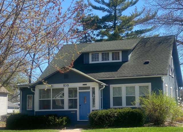 Property at 535 5th St W, Hastings, MN 55033, 4 beds, 3 baths