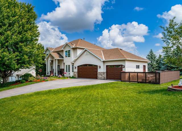Property at 17452 Hibiscus Ave, Lakeville, MN 55044, 5 beds, 4 baths