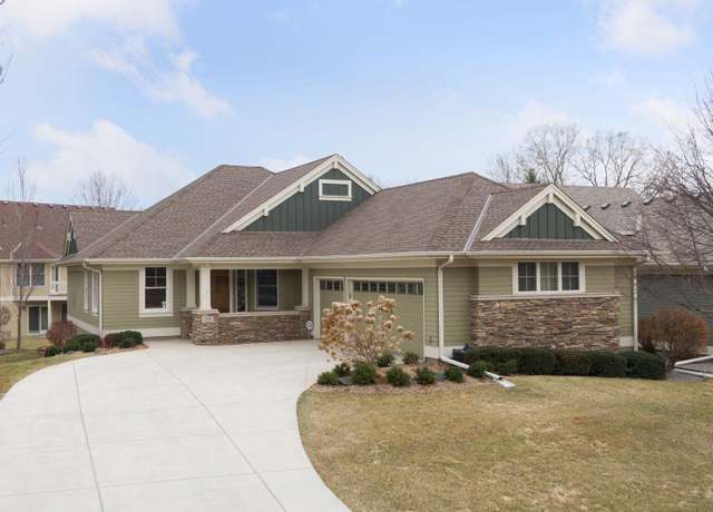 Property at 10581 Water Lily Ln, Woodbury, MN 55129, 3 beds, 3 baths