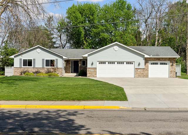 Property at 1445 Bay Dr SE, Forest Lake, MN 55025, 4 beds, 2 baths