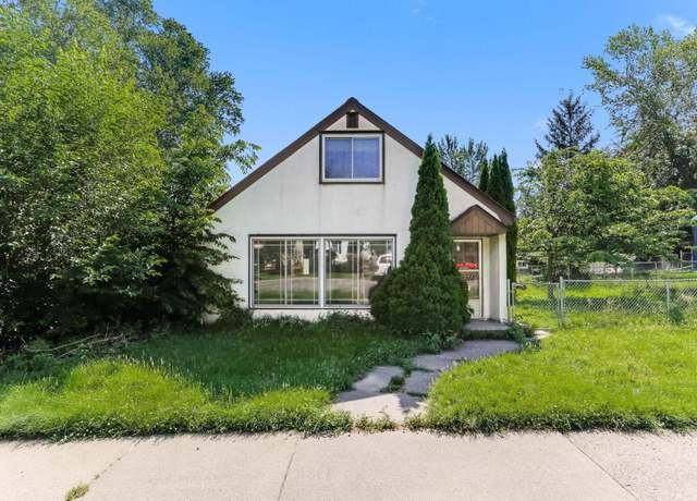 Property at 1464 Maywood St, Saint Paul, MN 55117, 3 beds, 2 baths