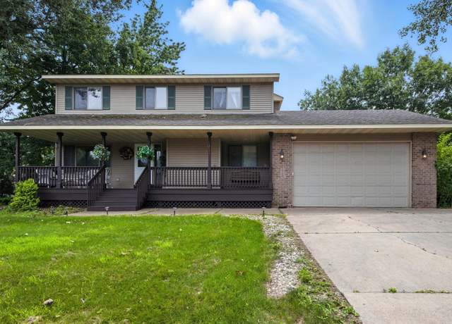 Property at 2710 91st Ave NE, Blaine, MN 55449, 4 beds, 3 baths
