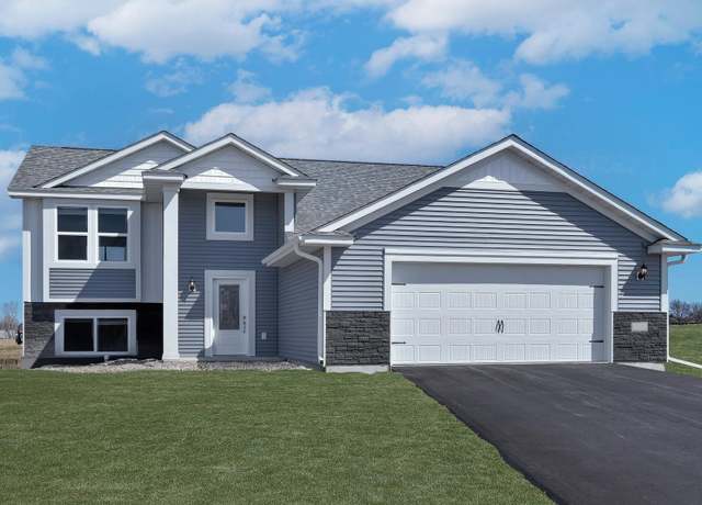Property at 5323 397th St, North Branch, MN 55056, 5 beds, 3 baths