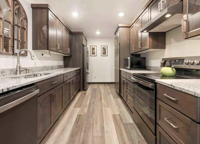 Property at 2242 Spruce Dr, Brainerd, MN 56401, 2 beds, 2 baths