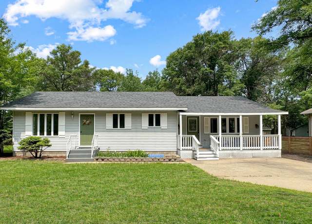 Property at 14347 Memorywood Dr, Baxter, MN 56425, 4 beds, 2 baths