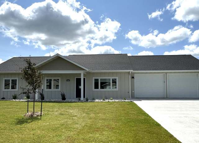 Property at 506 Lincoln St SE, Warroad, MN 56763, 3 beds, 2 baths