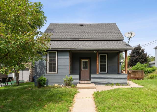 Property at 407 3rd Ave, Osceola, WI 54020, 3 beds, 1 bath