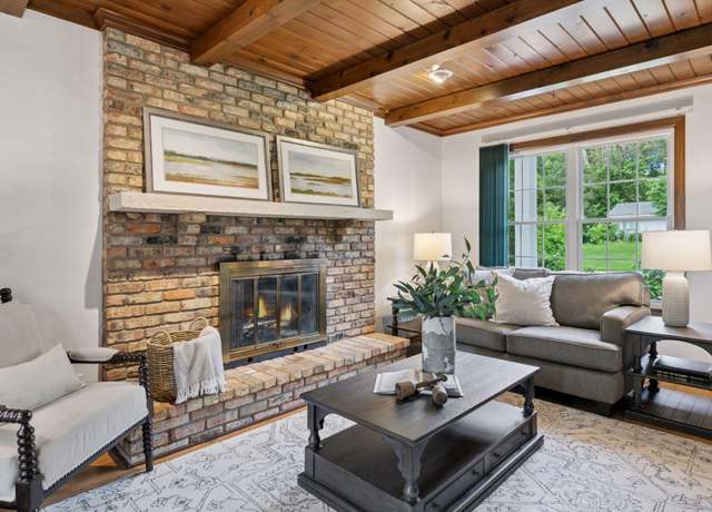 Property at 5235 W 139th St, Savage, MN 55378, 4 beds, 4 baths