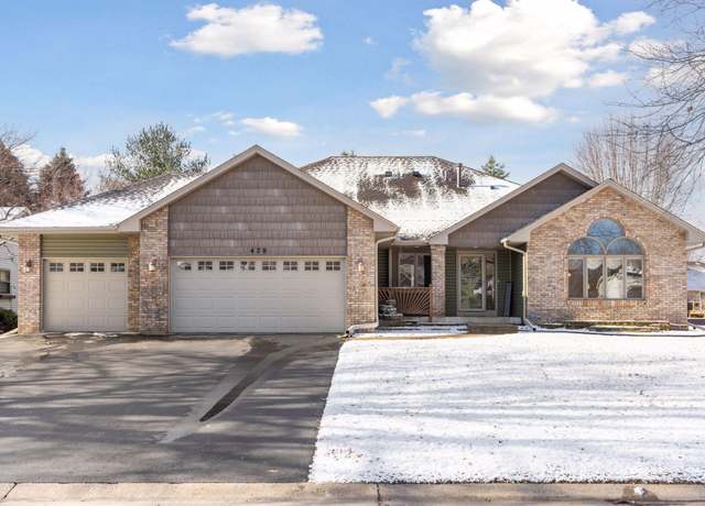 Property at 470 Hawthorn Rd, Lino Lakes, MN 55014, 4 beds, 3 baths