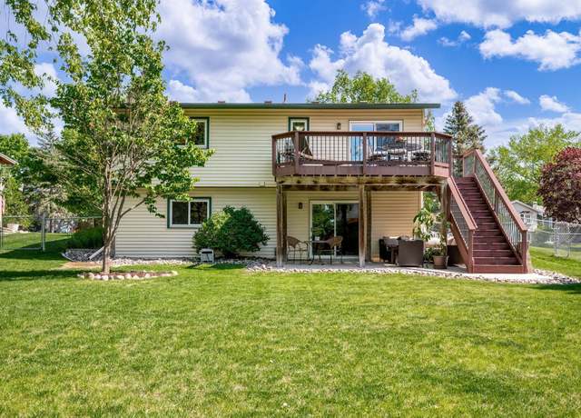 Property at 6354 Whispering Oaks Dr, Eden Prairie, MN 55346, 4 beds, 2 baths